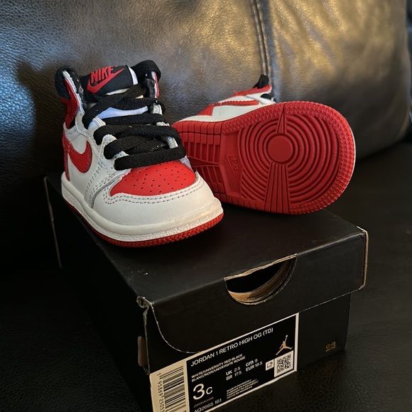 Air Jordan 1 Retro High OG TD
Facts Fit Activity
'Heritage' size 3c - Picture 4 of 4